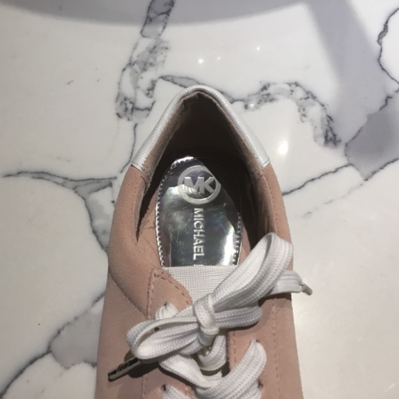 MIchael Kors runner - Picture 2 of 2